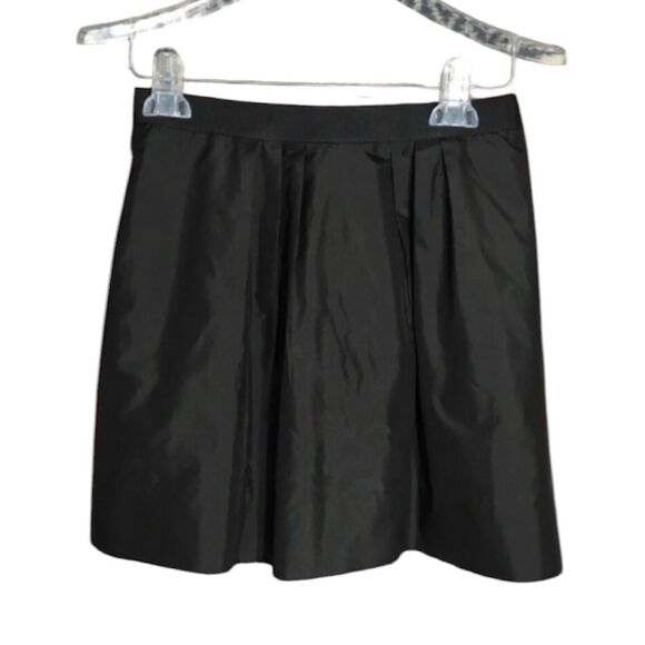 J.CREW MINIMALIST PREPPY 100% SILK PLEATED BLACK MINI‎ CIRCLE SKIRT SZ 0 - Picture 1 of 9